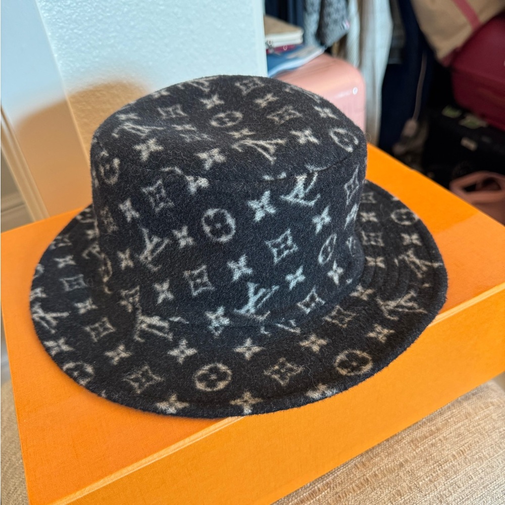 Brand New Louis Vuitton Carry On Bob Hat - Monogram Wool Bucket Hat